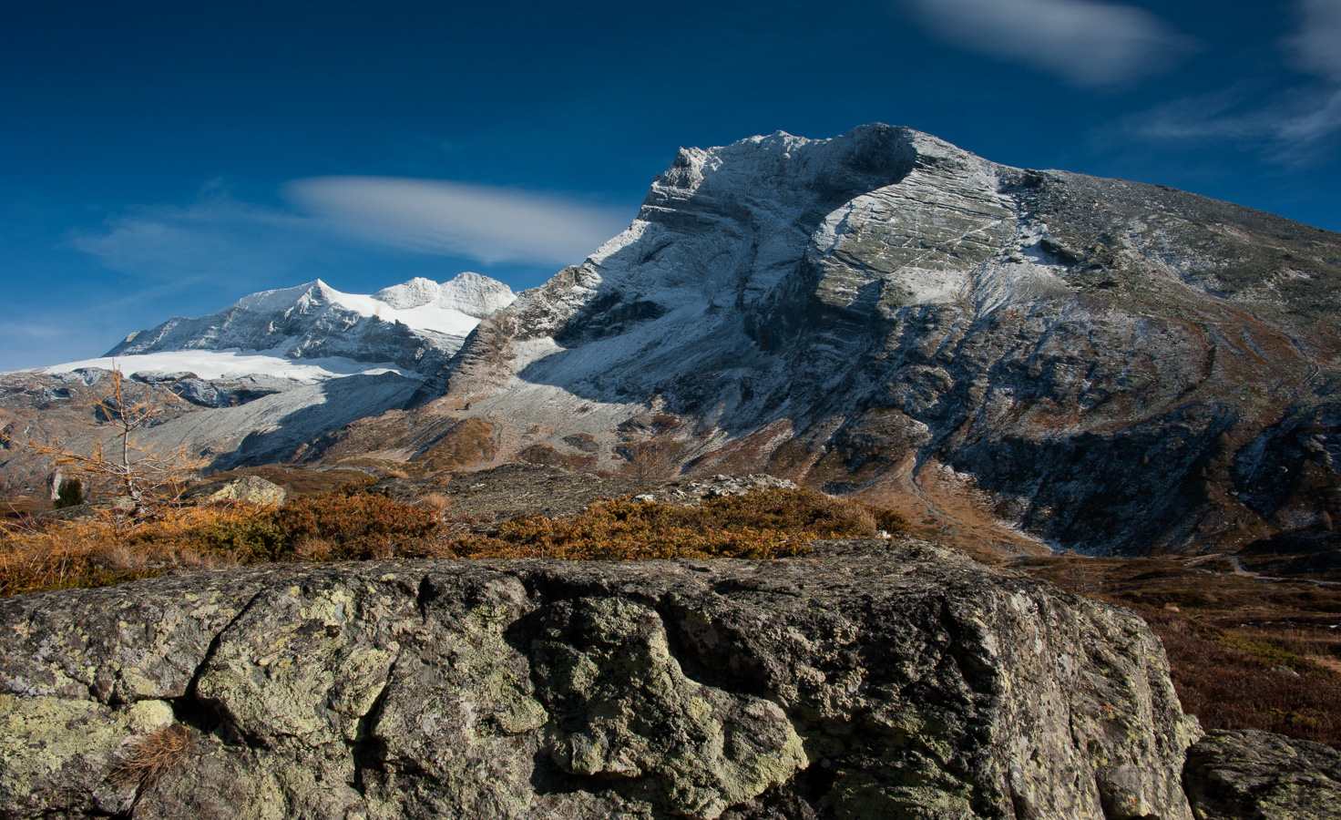 Wallis [32 mm, 1/200 Sek. bei f / 20, ISO 400]